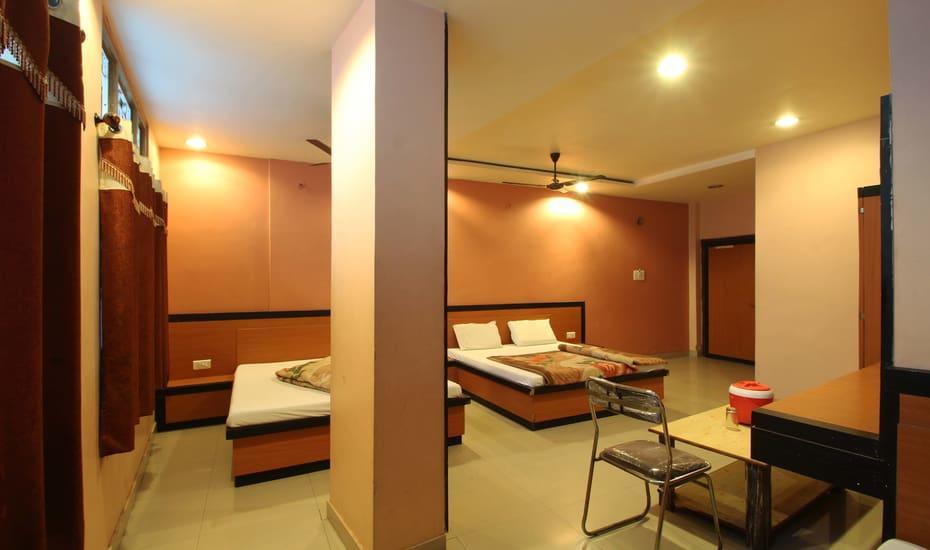 Hotel Pakeeza Ajmer Bagian luar foto