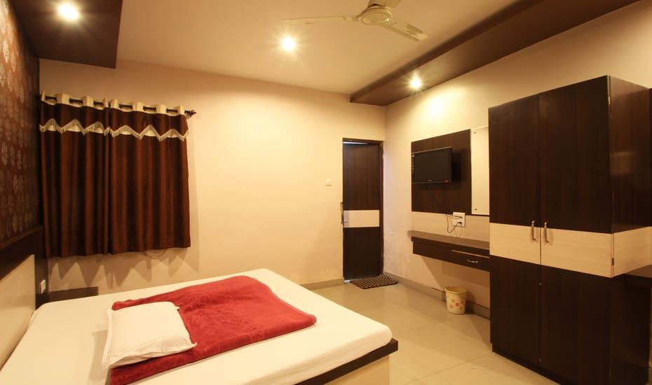 Hotel Pakeeza Ajmer Bagian luar foto