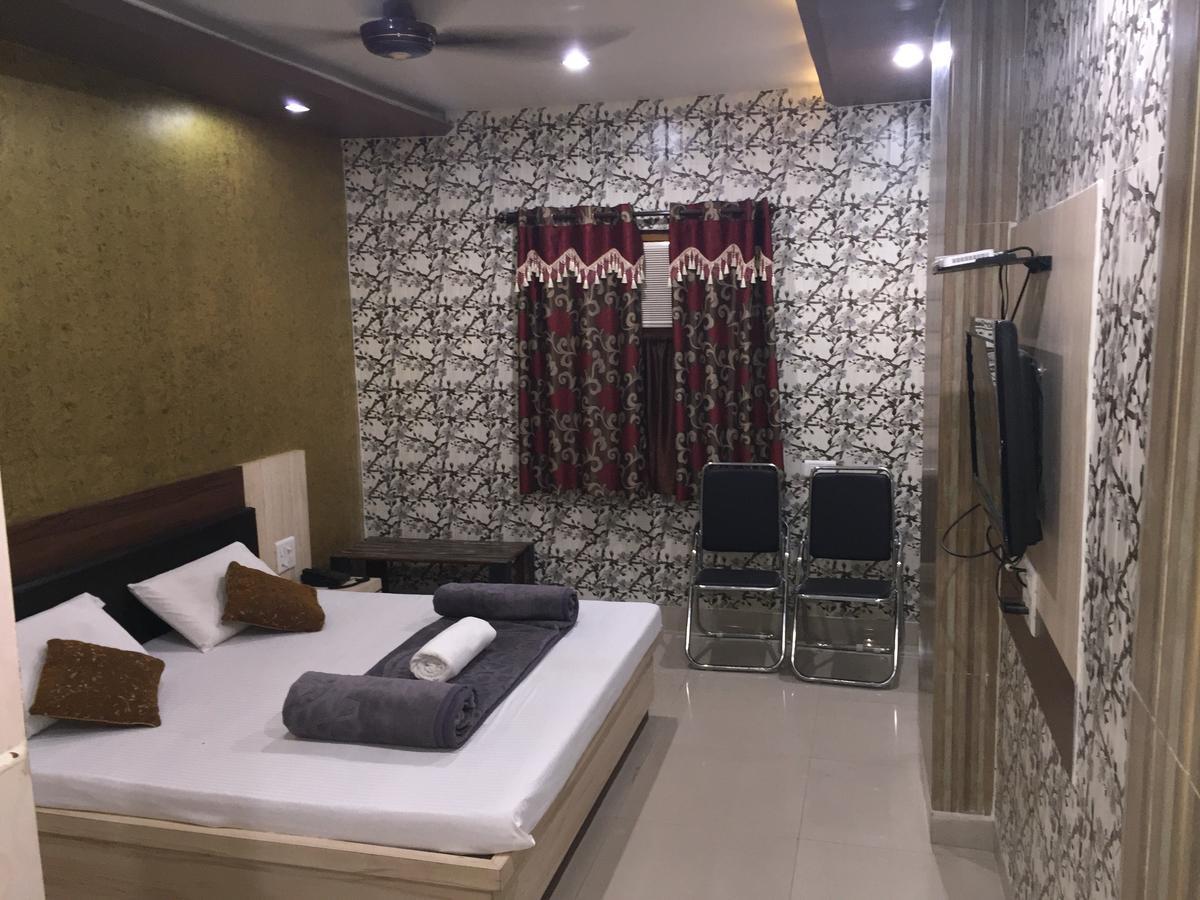 Hotel Pakeeza Ajmer Bagian luar foto